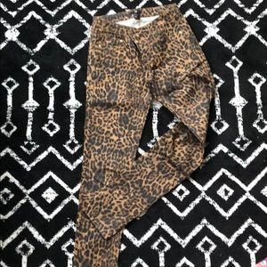 Leopard skinny jeans